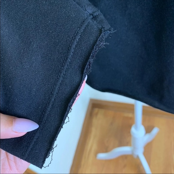 Black Rose Embroidered Top - Picture 6 of 7